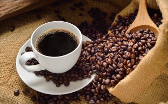 café
