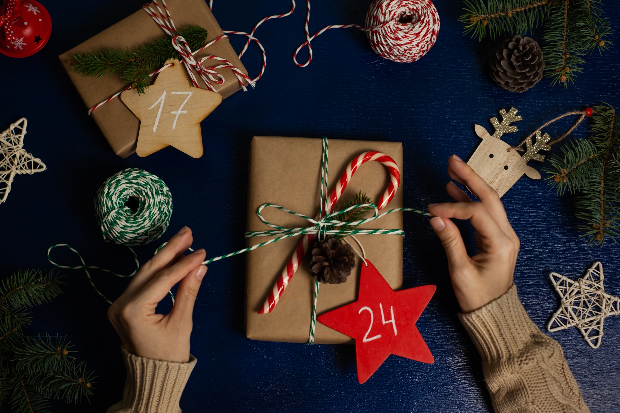Vacances, décoration, Noël, 24, artisanat, cadeau, avènement, calendrier, célébration, Noël, saison, arrière-plan, décembre, numéro, surprise, créatif, présent, hiver, ornement, événement, boîte, compte à rebours, couleur, vert, festif, année, date, tradition, santa, décor, étoile, pack
